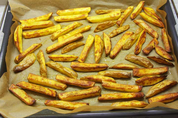 Curry-Pommes am Backblech